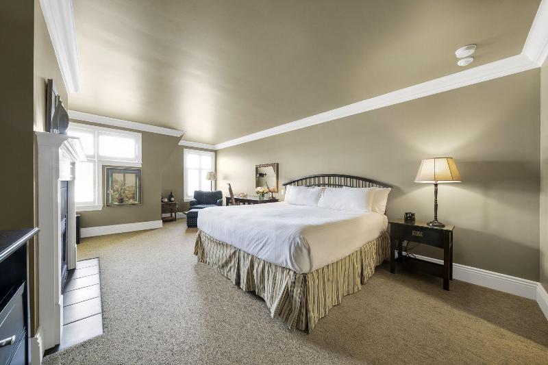 اتاق اجرایی, Imperial Royale