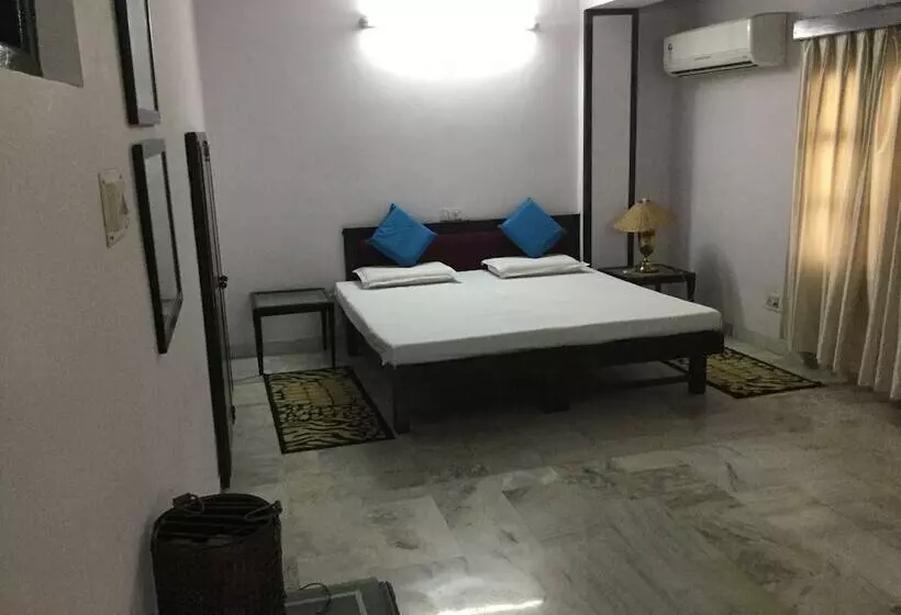 Chambre Standard, Mewar Inn