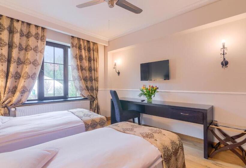 Номер Стандарт, Rizzo Boutique