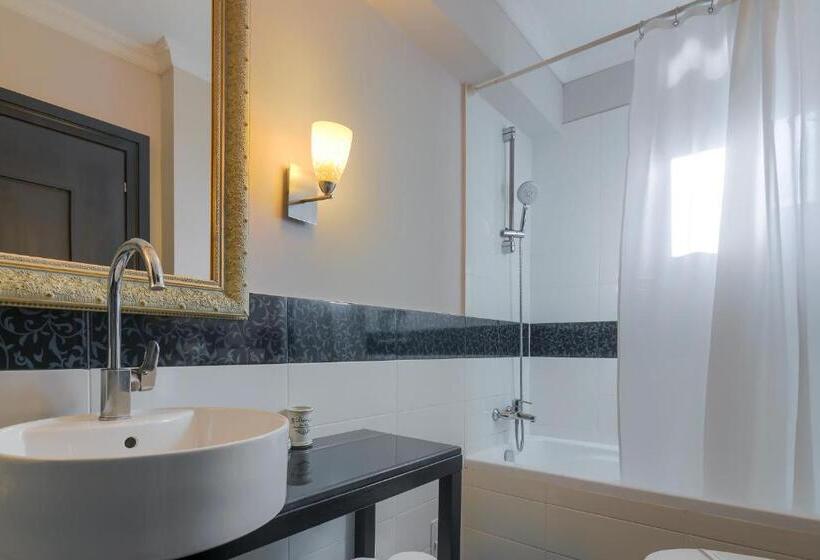 Люкс, Rizzo Boutique