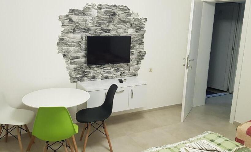 آپارتمان 2 خوابه, Antonio Apartments