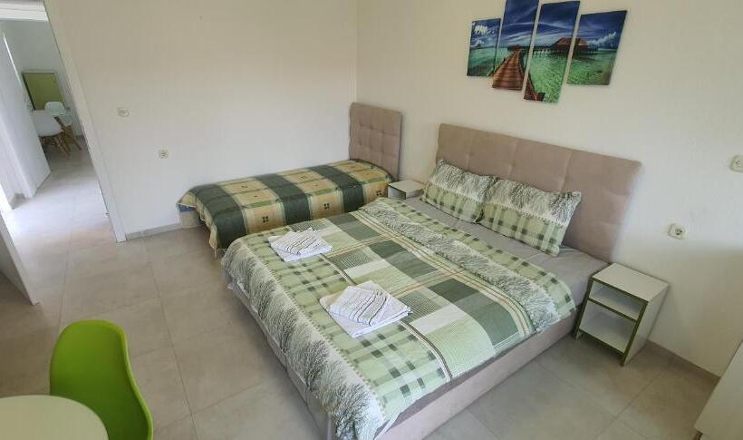 آپارتمان 2 خوابه, Antonio Apartments