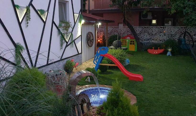 آپارتمان 2 خوابه, Antonio Apartments