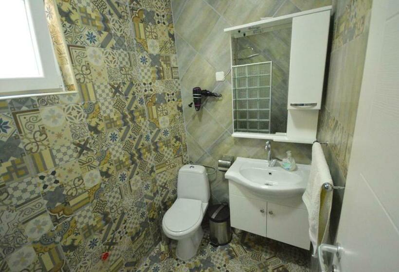 آپارتمان 2 خوابه, Antonio Apartments