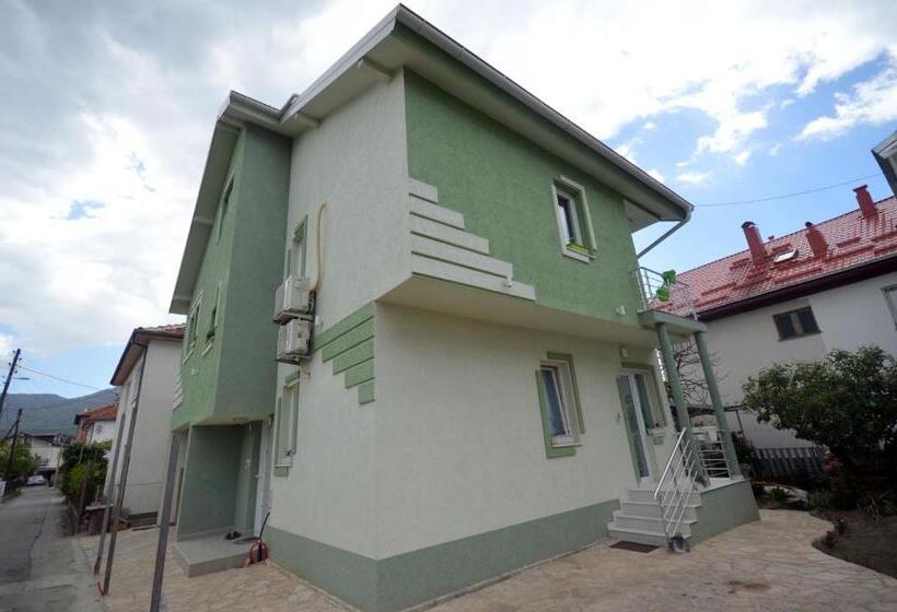 آپارتمان 2 خوابه, Antonio Apartments