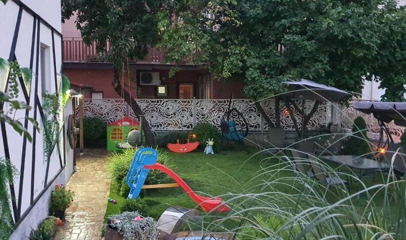 آپارتمان 2 خوابه, Antonio Apartments