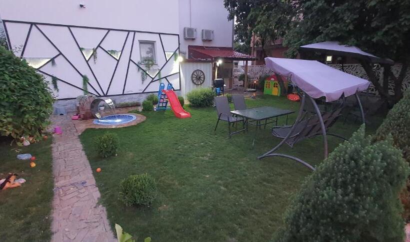 آپارتمان 2 خوابه, Antonio Apartments