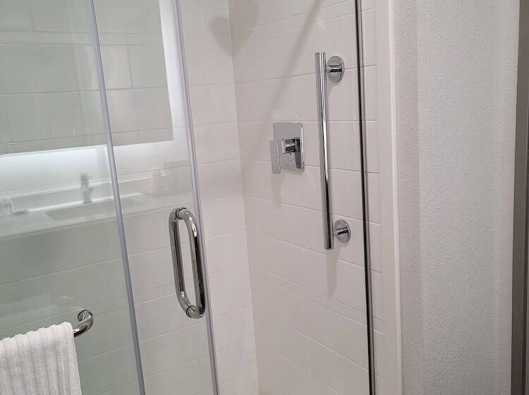 غرفه قياسيه سريرين مزدوجين, Comfort Inn & Suites Greer  Greenville