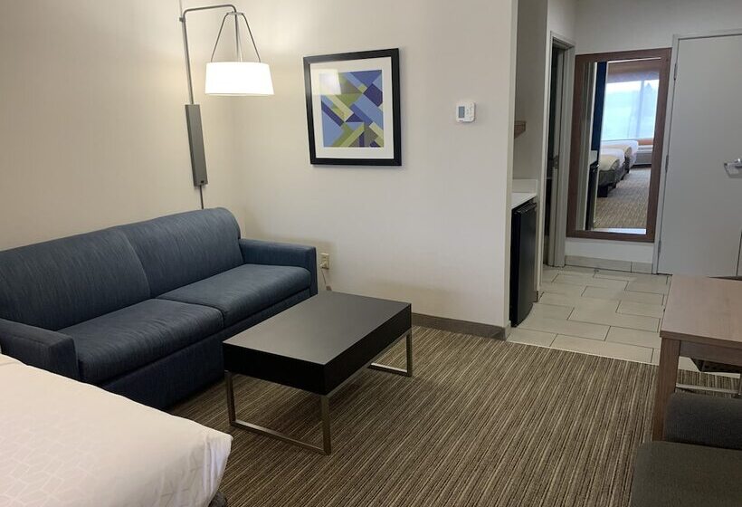 جناح, Holiday Inn Express Hotel & Suites Franklin Oil City By Ihg