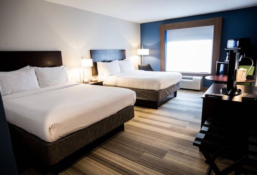 带2个双人床的标准工作室, Holiday Inn Express Dayton, An Ihg