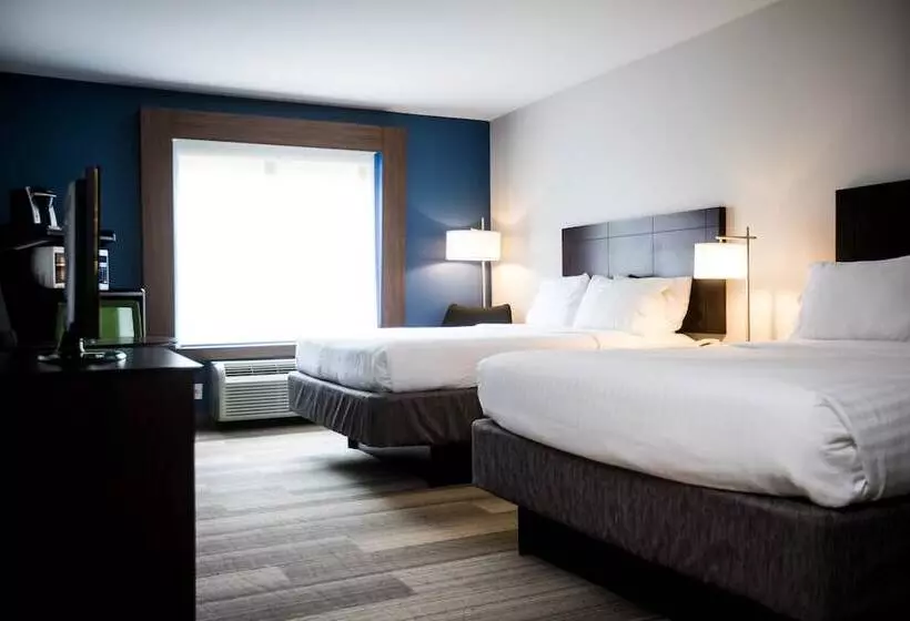 ２ダブルベッドのスタンダードルーム, Holiday Inn Express Dayton, An Ihg