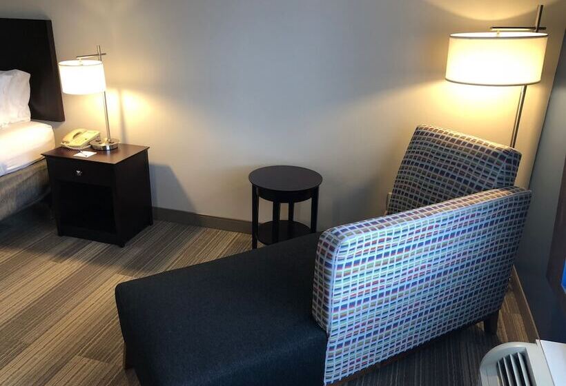 غرفة قياسية سرير مزدوج, Holiday Inn Express Dayton, An Ihg