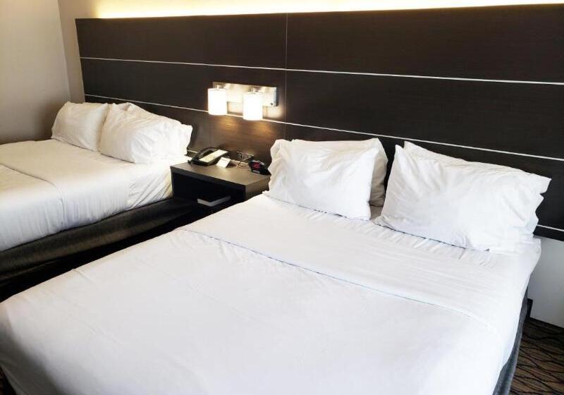 غرفة قياسية لذوى الاحتياجات الخاصة, Holiday Inn Express San Angelo, An Ihg