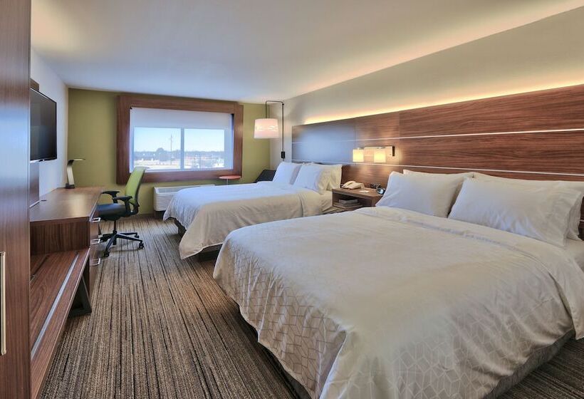 جناح, Holiday Inn Express & Suites Portales, An Ihg