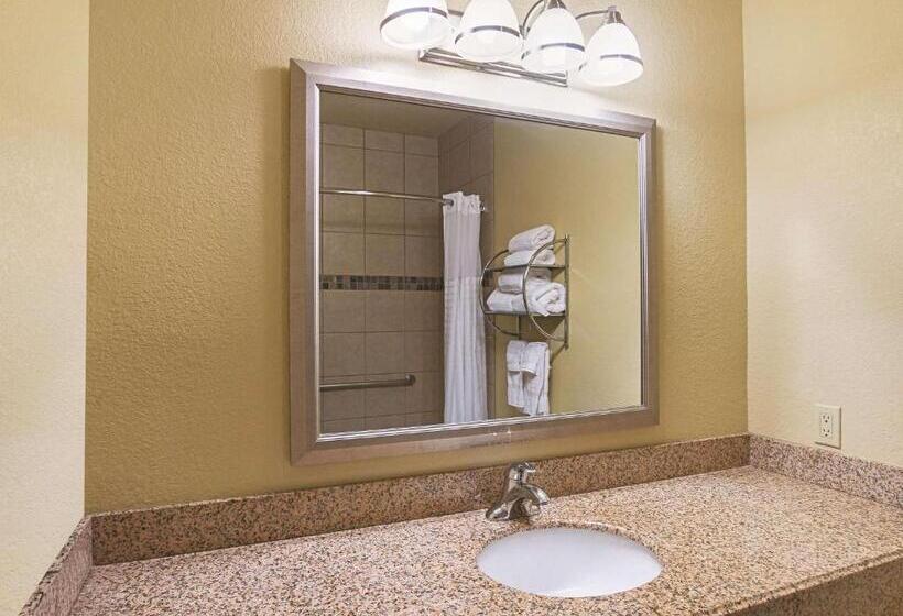 Студия Deluxe, La Quinta By Wyndham Ft. Worth Forest Hill, Tx