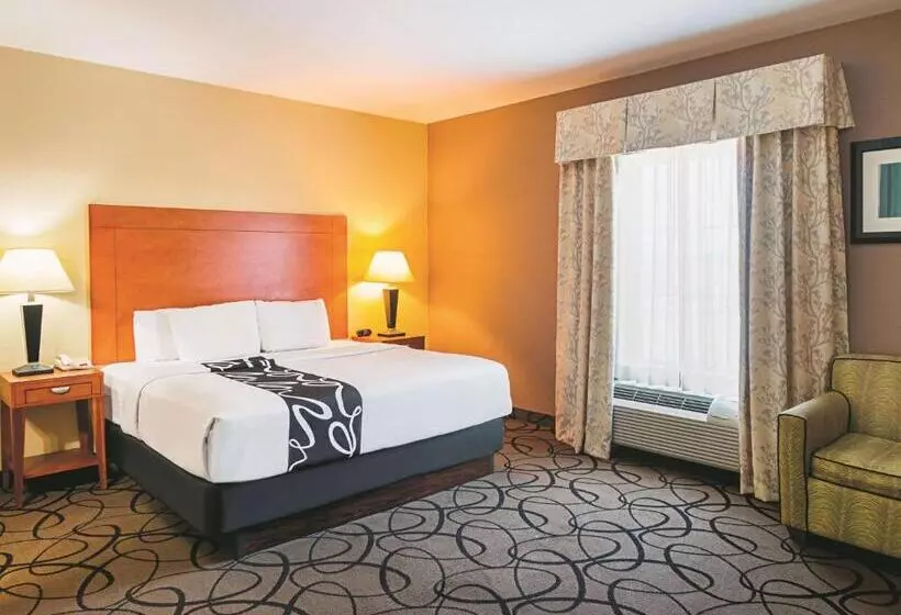 キングサイズベッドのスイートルーム, La Quinta By Wyndham Ft. Worth   Forest Hill, Tx