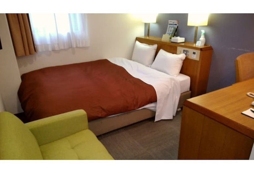 带双人床的基本房间, Ueno First City