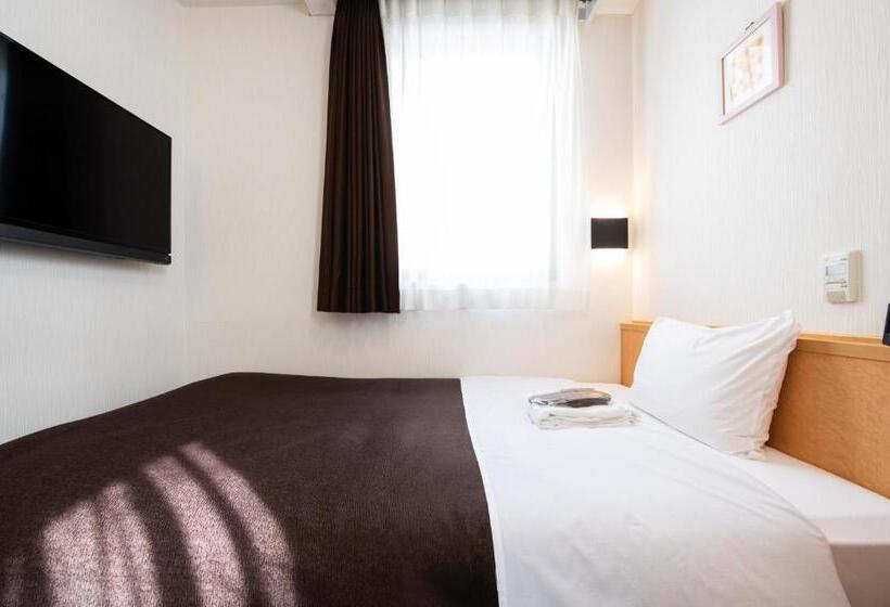 标准单人间, Ueno First City