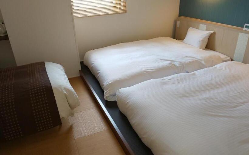 豪华房间, Ueno First City