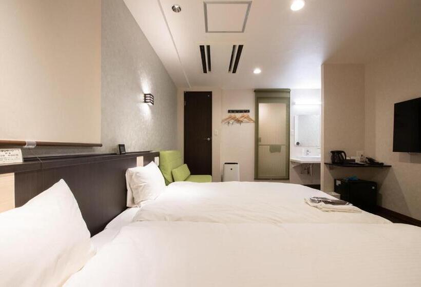 Номер Superior, Ueno First City