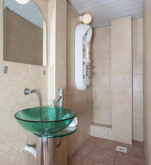 اتاق استاندارد, Urban Hostel & Apartments