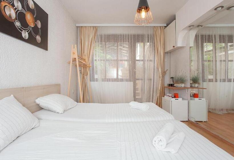 اتاق استاندارد, Urban Hostel & Apartments