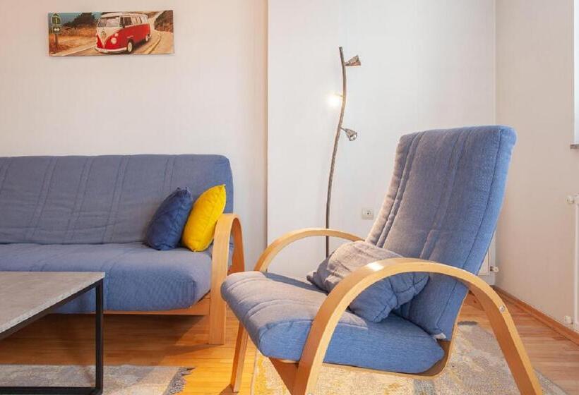 آپارتمان 1 خوابه با بالکن, Urban Hostel & Apartments