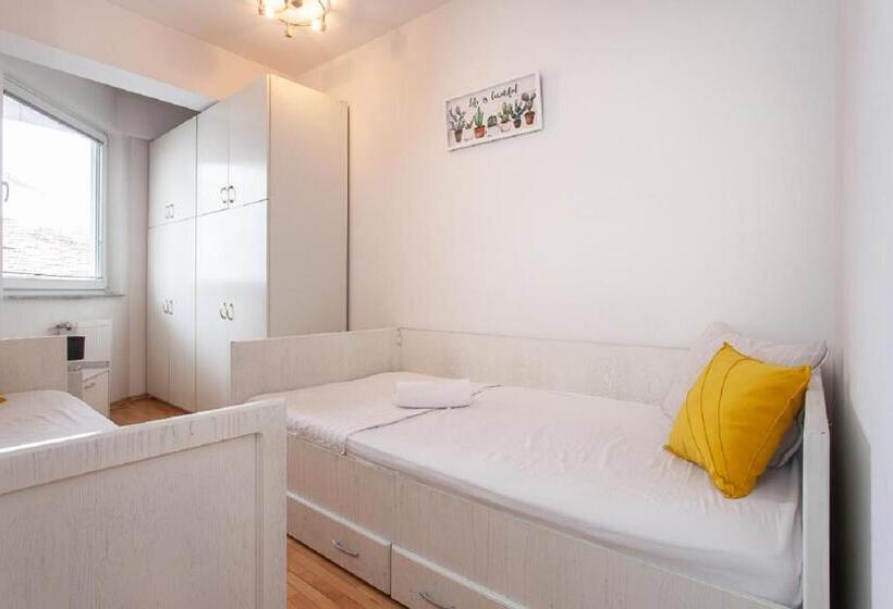 آپارتمان 1 خوابه با بالکن, Urban Hostel & Apartments