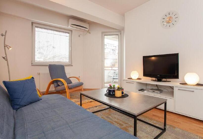 آپارتمان 1 خوابه با بالکن, Urban Hostel & Apartments
