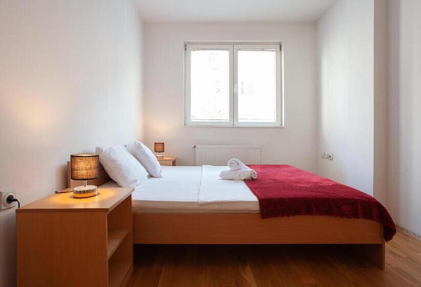 آپارتمان 1 خوابه با بالکن, Urban Hostel & Apartments