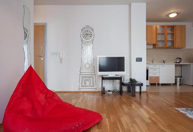 آپارتمان 1 خوابه با بالکن, Urban Hostel & Apartments