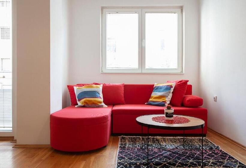 آپارتمان 1 خوابه با بالکن, Urban Hostel & Apartments