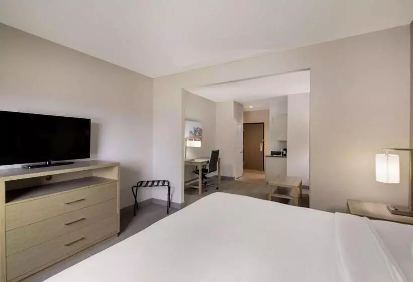اتاق استاندارد با تخت بزرگ, Best Western Plus Killeen/fort Cavazos Hotel & Suites