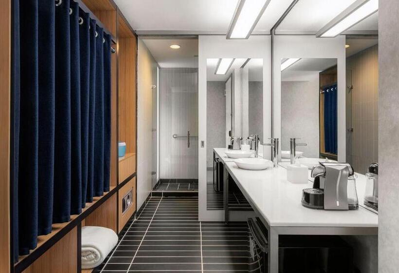 חדר סטנדרט עם מיטת קינג, Aloft Bogota Airport