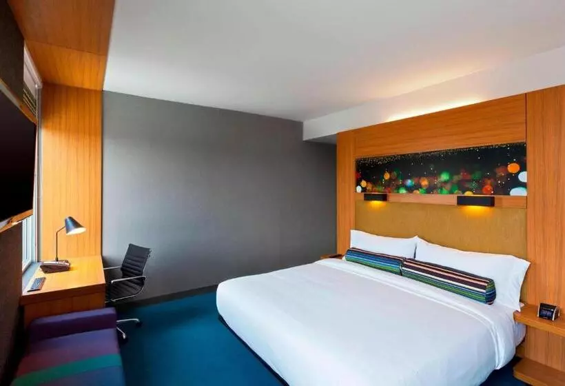 キングサイズベッドのスタンダードルーム, Aloft Bogota Airport