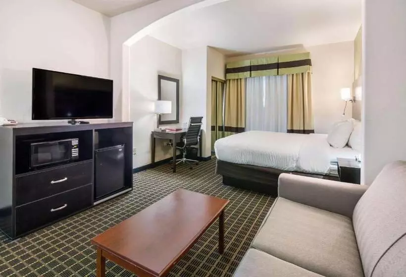 キングサイズベッドのスイートルーム, Clarion Inn & Suites Weatherford South
