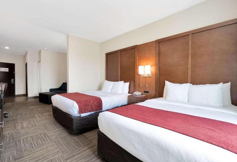 جناح, Comfort Suites University