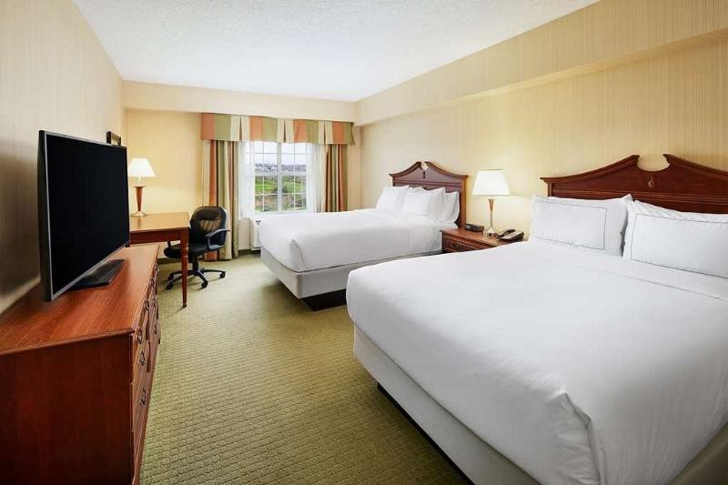 스탠다드 룸, Doubletree By Hilton Front Royal Blue Ridge Shadows