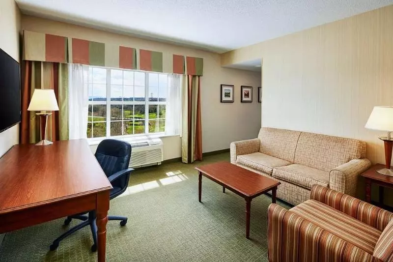 景色の見えるスイートルーム, Doubletree By Hilton Front Royal Blue Ridge Shadows