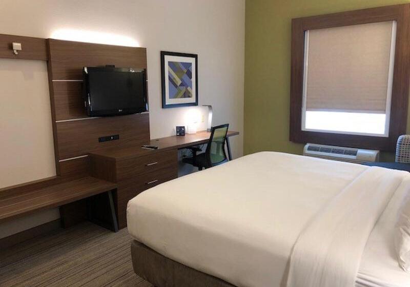 스탠다드 룸 킹사이즈 침대, Holiday Inn Express & Suites Rio Grand By Ihg