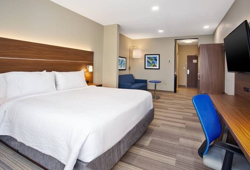 Люкс, Holiday Inn Express Hotel And Suites Katy, An Ihg