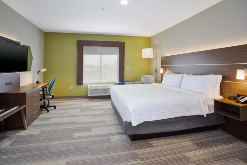 キングサイズベッドのスイートルーム, Holiday Inn Express Hotel And Suites Katy, An Ihg