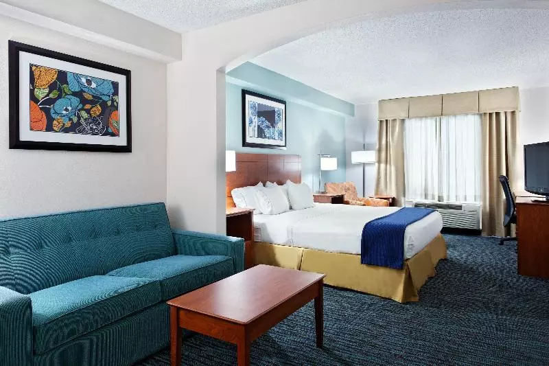 キングサイズベッドのスタンダードルーム, Holiday Inn Express Richmond Brandermill Hull Street, An Ihg