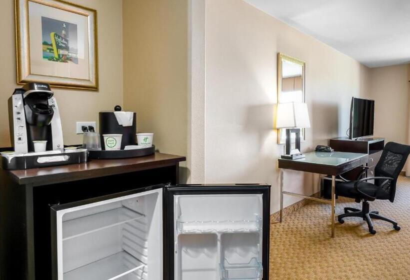 带大床的豪华间, Holiday Inn Temple   Belton, An Ihg