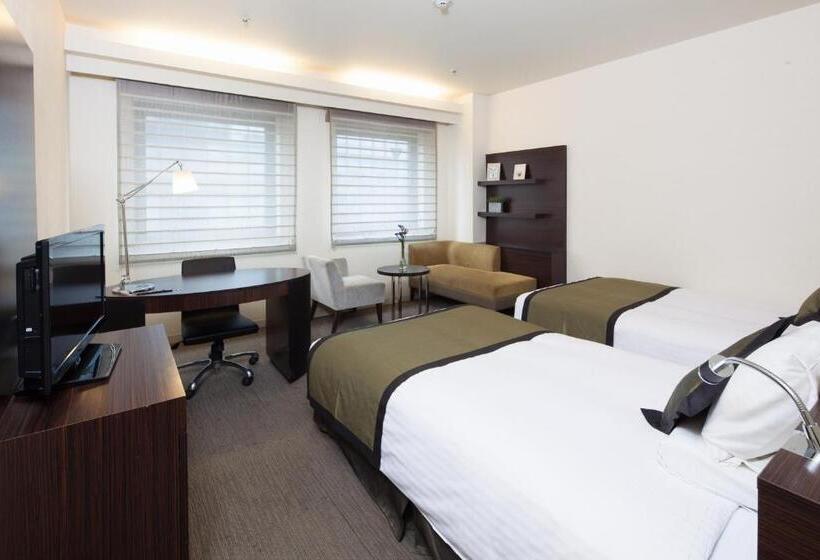 Номер Deluxe, Mystays Ochanomizu Conference Center