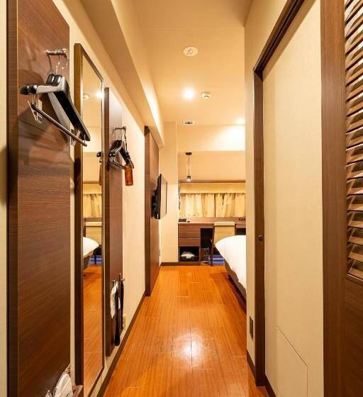 Номер Superior, Red Roof Inn Kamata / Haneda Tokyo