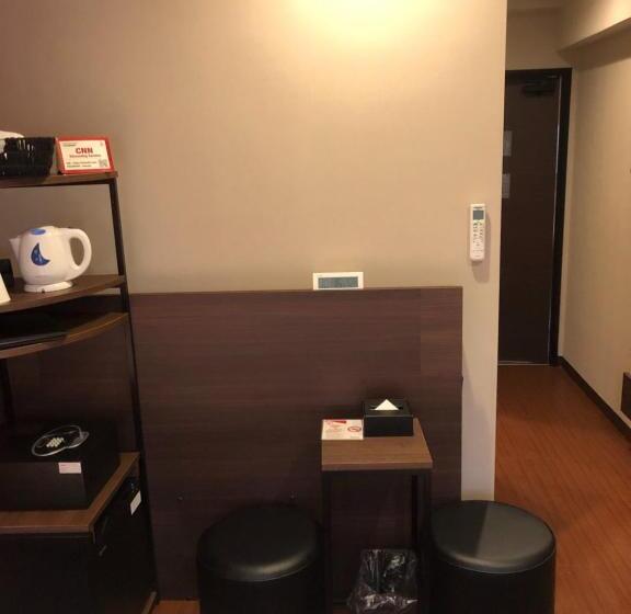 Номер Стандарт, Red Roof Inn Kamata / Haneda Tokyo