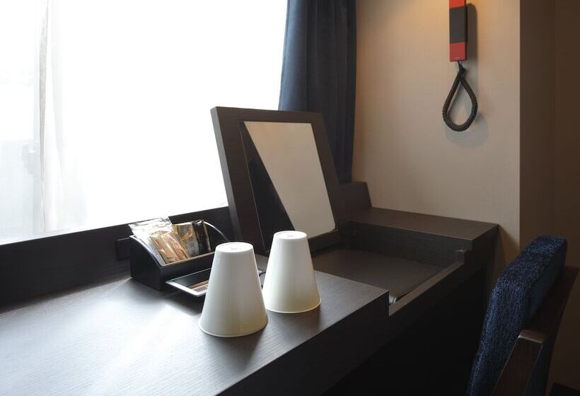 Номер Стандарт, Red Roof Inn Kamata / Haneda Tokyo