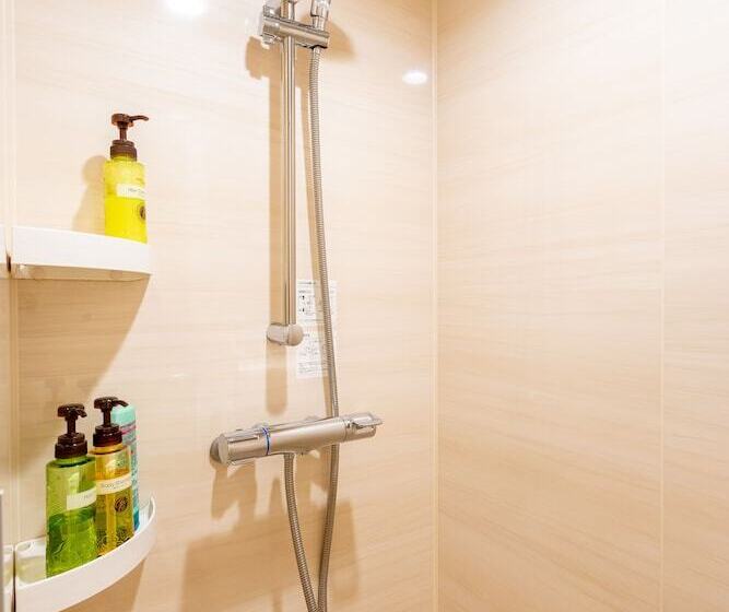 Номер Superior, Red Roof Inn Kamata / Haneda Tokyo