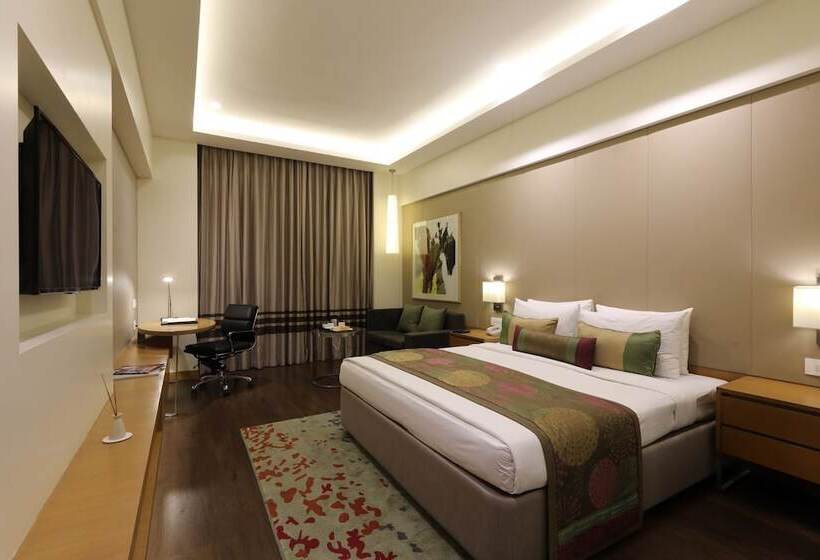 Номер Superior, The Imperial Palace